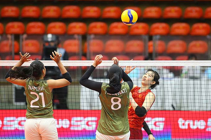 Thanh Thúy ghi tới 15 điểm cho Việt Nam trước Indonesia