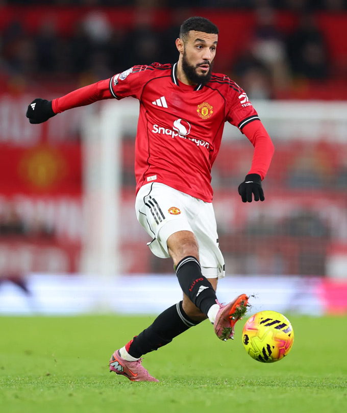 Mazraoui là một trong những cầu thủ sẽ chia tay MU để dự AFCON 2025