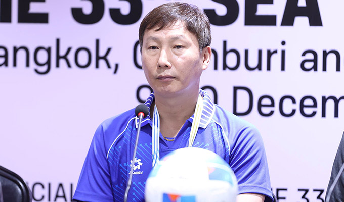 HLV Kim tuyên bố mục tiêu của U22 Việt Nam không chỉ dừng lại ở bán kết - Ảnh: Đức Cường 