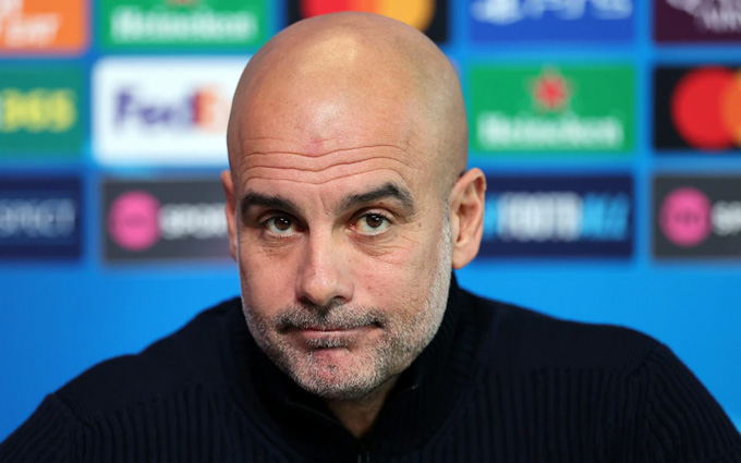 Pep Guardiola vắng mặt trong cuộc họp báo trước trận gặp Crystal Palace
