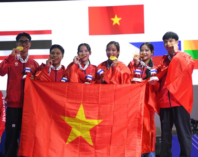 Các VĐV của chúng ta vẫn đang tranh tài trên nước bạn