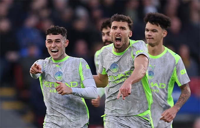 Foden đang có mạch 4 trận liên tiếp ghi bàn ở Ngoại hạng Anh