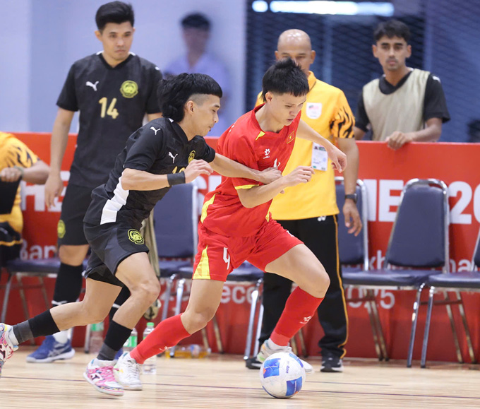 Các học trò của HLV Giustozzi sẽ phải nỗ lực hơn trong các trận đấu còn lại. Ảnh - Đức Cường