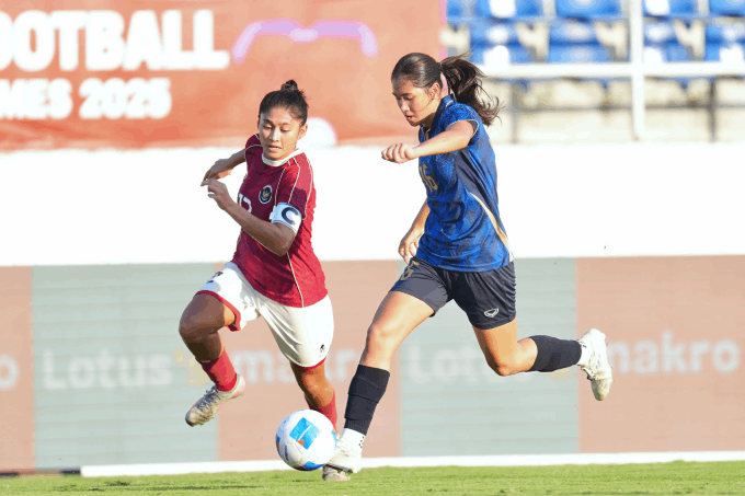 Các cô gái Thái Lan dễ dàng lấn lướt trước Indonesia