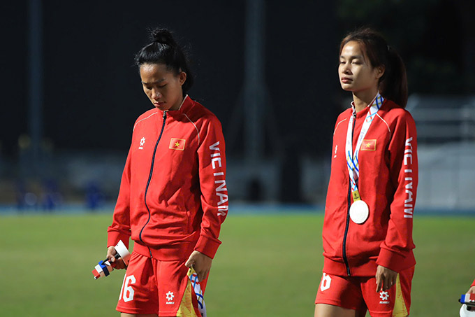 Nỗi buồn của ĐT nữ Việt Nam - Ảnh: Đức Cường