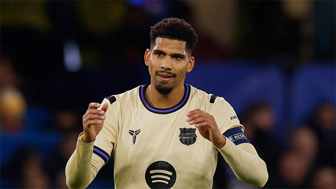 Sau một thời gian chăm sóc sức khỏe tinh thần, Ronald Araujo đã sẵn sàng trở lại