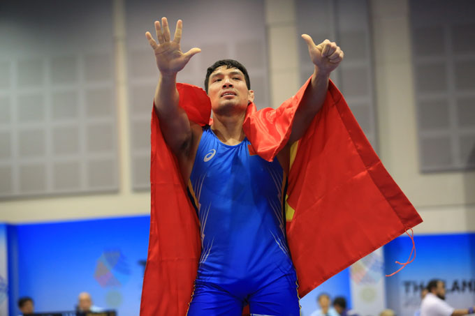 Cấn Tất Dự tỏa sáng tại SEA Games 33