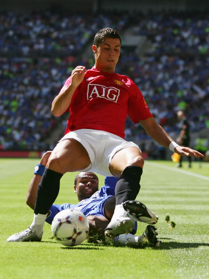 Ronaldo rất ngại gặp Cole 