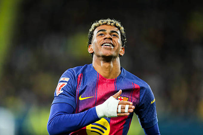 Yamal tỏa sáng trước Villarreal