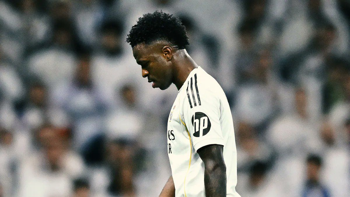 Vinicius duy trì đối thoại cởi mở với chủ tịch Perez và các thành viên khác trong BLĐ