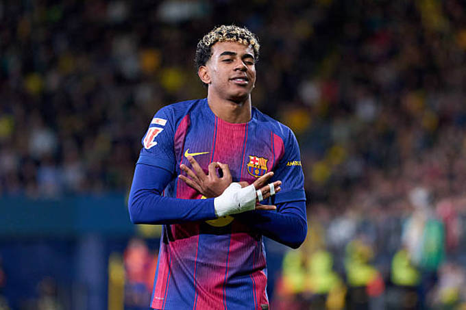 Yamal đang chơi rất hay ở Barca