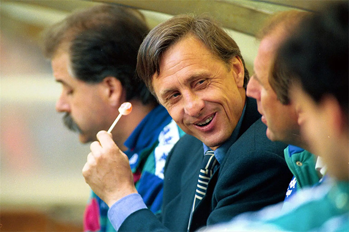 Nếu Cruyff không bị sa thải, Barca có thể có Zidane