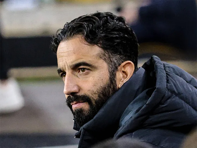 Nhưng cả Ruben Amorim...