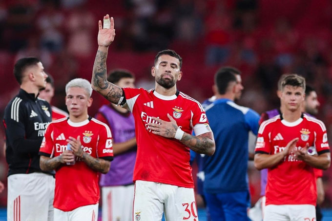 Nicolas Otamendi trong màu áo Benfica