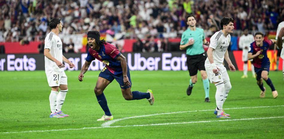 Jules Kounde ghi bàn ở phút 116 trong trận chung kết Copa del Rey 