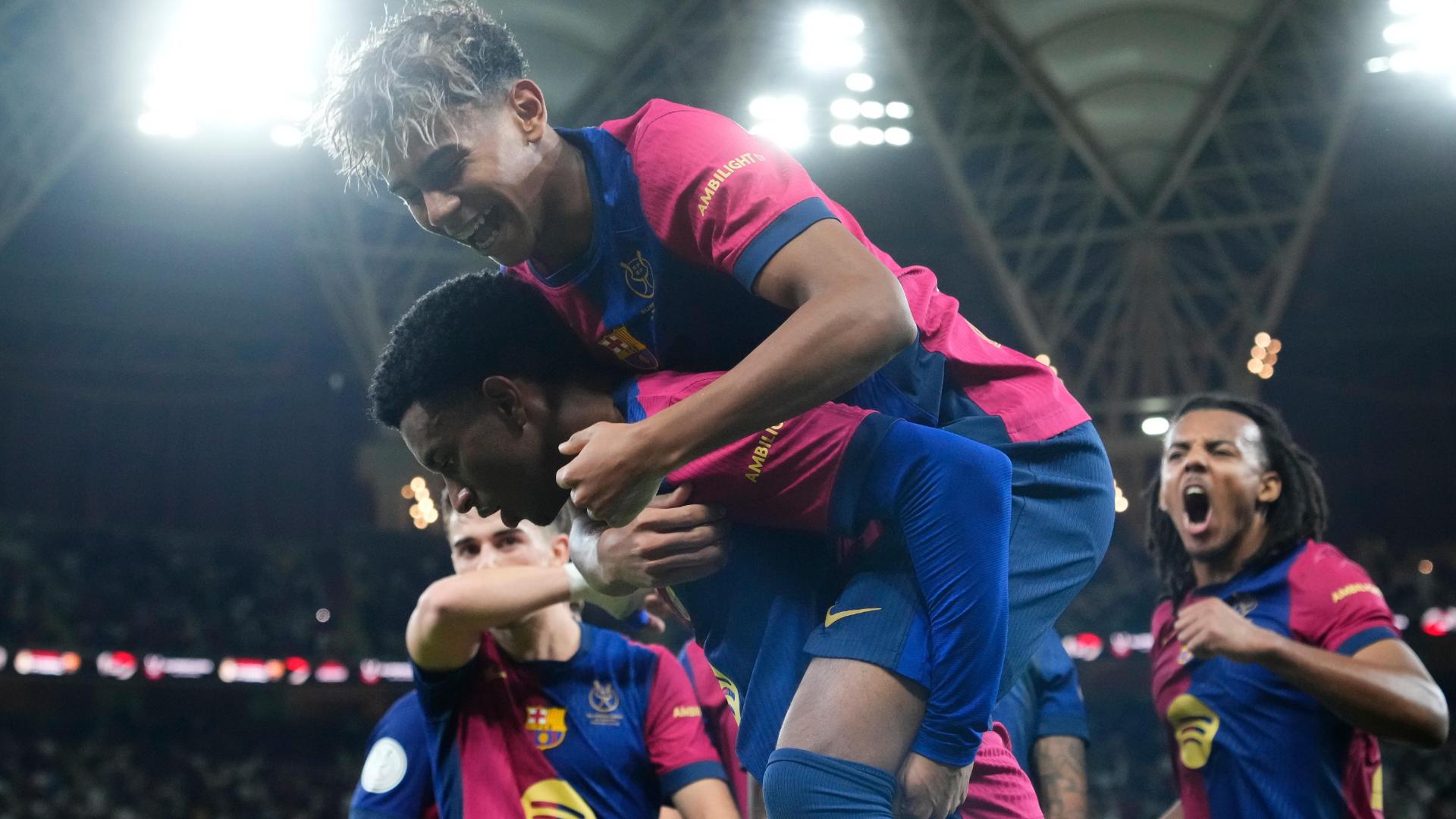 Thắng lợi ở Siêu Cúp TBN đã mở đầu cho mùa giải bội thu của Barca 