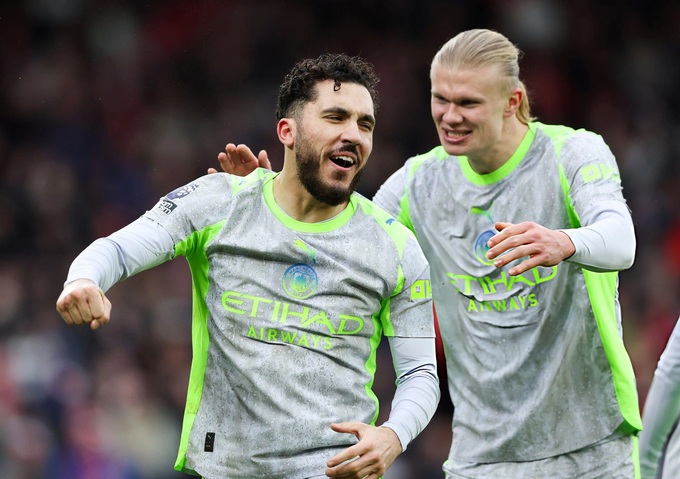 Cherki là "số 10" có khả năng thay thế Kevin de Bruyne dẫn dắt lối chơi tấn công của The Citizens