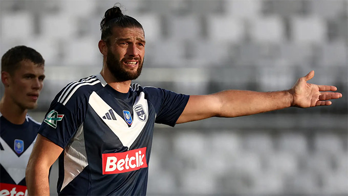 Andy Carroll sẽ hầu tòa vào ngày 30/12 này