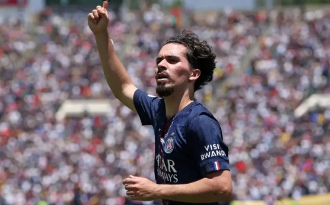 Nếu chiêu mộ được tiền vệ 25 tuổi Vitinha, Real sẽ giải quyết được những vấn đề ở tuyến giữa mà họ đã gặp phải kể từ khi Toni Kroos và Luka Modric ra đi