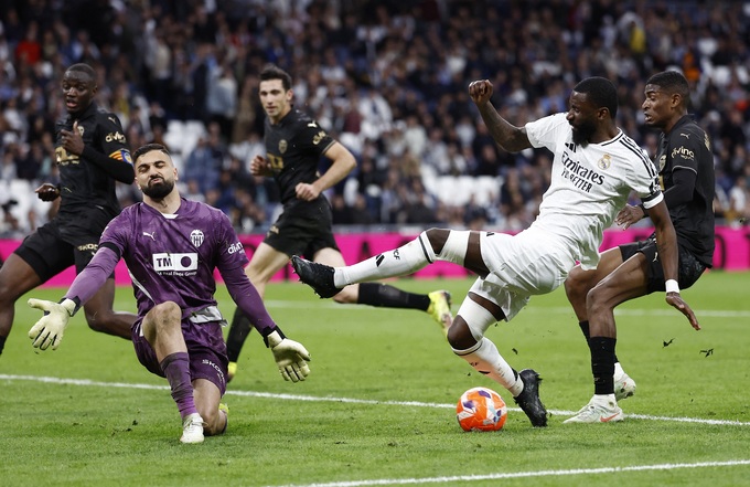 Real Madrid đang đánh mất sự lạnh lùng đến tàn nhẫn trước khung thành.