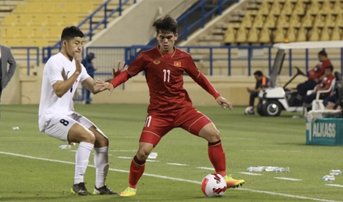 Văn Khang cùng U23 Việt Nam từng đá giao hữu với U23 Kyrgyzstan cách đây 2 năm 