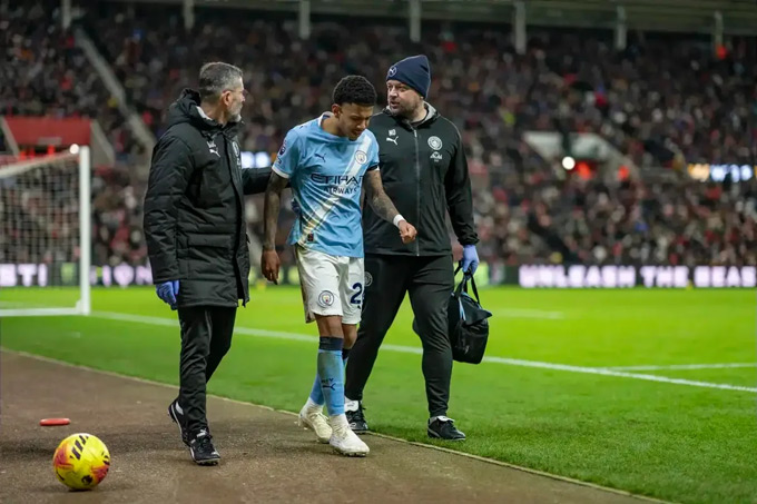 Man City tiếp tục phải trả giá sau trận hòa Sunderland