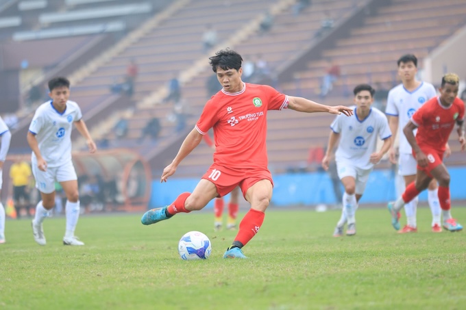 Công Phượng trong trận giao hữu với Phú Thọ. Ảnh: FBNV