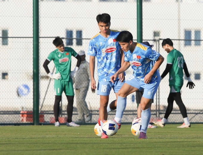 Các tuyển thủ trẻ Việt Nam cần quên những thành tích ở đấu trường ĐNÁ để hướng ra châu lục - Ảnh: VFF 