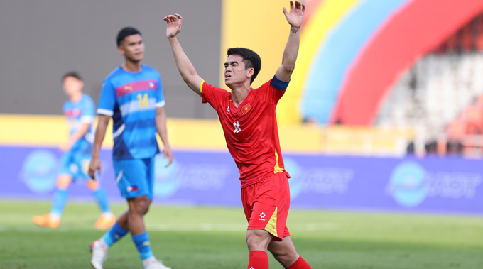 Ngoài kinh nghiệm, tài năng của Khuất Văn Khang mới điều giúp anh mang tấm băng đội trưởng của U23 Việt Nam. Ảnh - Minh Tuấn