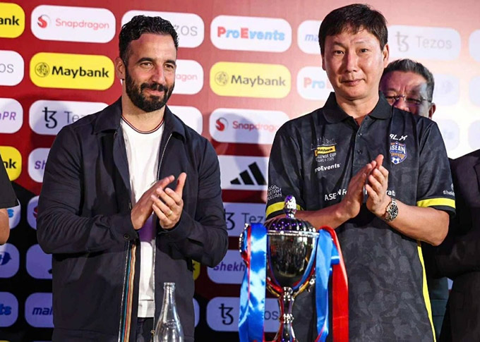 HLV Amorim từng phải xin lỗi cả phòng họp, bao gồm HLV Kim Sang Sik vì sự cố cá nhân 