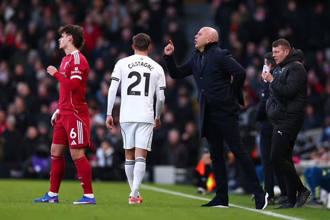 Liverpool của Slot đang có quá nhiều hạn chế dù duy trì được mạch bất bại