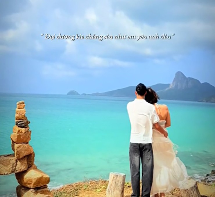 Lâm Oanh hẹn hò Huy Hoàng?