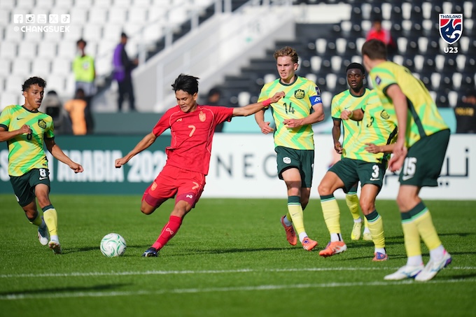 Trận đấu giữa U23 Australia và U23 Thái Lan diễn ra khá hấp dẫn 