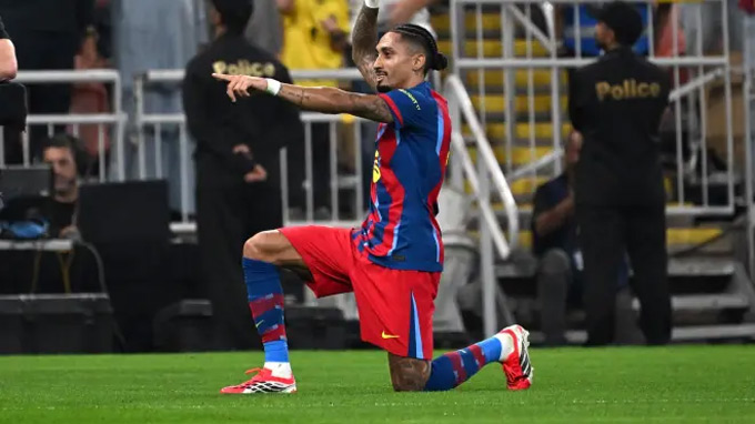 Raphinha đã có màn trình diễn bùng nổ