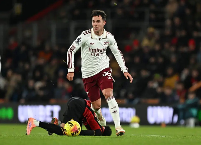 Zubimendi đang cho thấy một khía cạnh rất khác trong lối chơi của mình