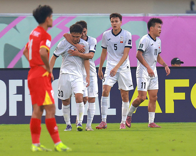 U23 Kyrgyzstan sẽ hưởng lợi nếu U23 Việt Nam đánh bại U23 Saudi Arabia - Ảnh: Ted Trần TV 