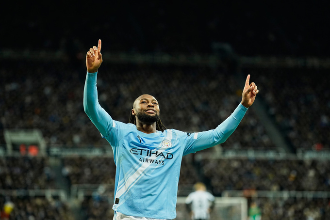 Semenyo đang trải qua "tuần trăng mặt" ở Etihad