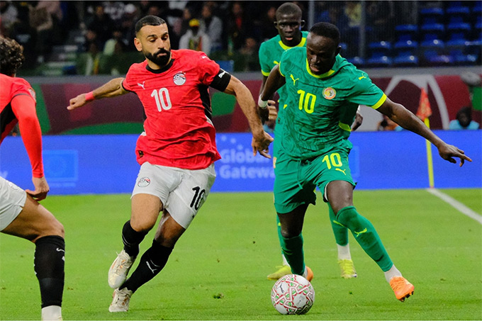 Mane vượt qua Salah để đưa Senegal vào chung kết