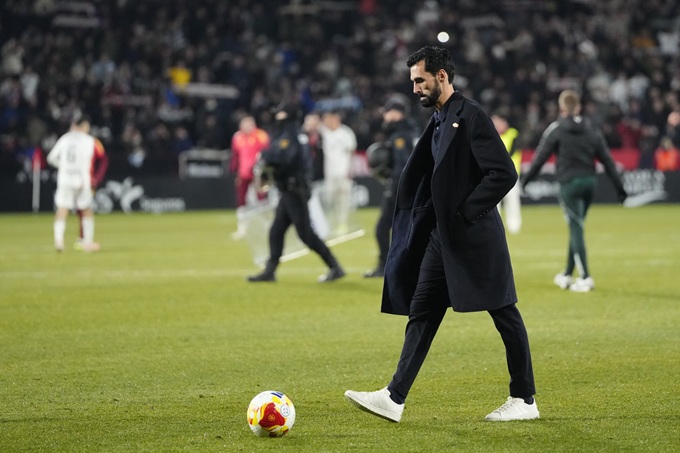 Chông gai và thử thách đang chờ đợi Arbeloa