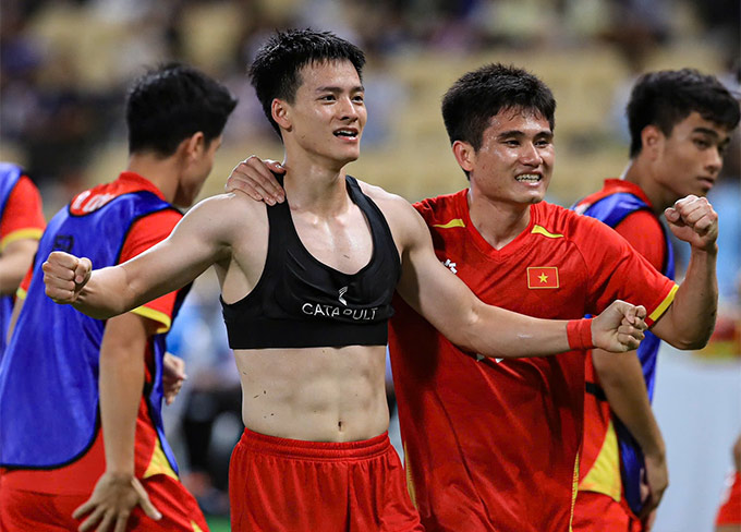 Thanh Nhàn chơi rất hiệu quả khi vào sân từ băng ghế dự bị