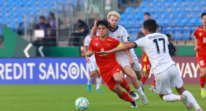 Văn Khang và các đồng đội vẫn còn những phương án chiến thuật để tính đường xa