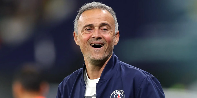 Enrique thích những đổi mới trong bóng đá