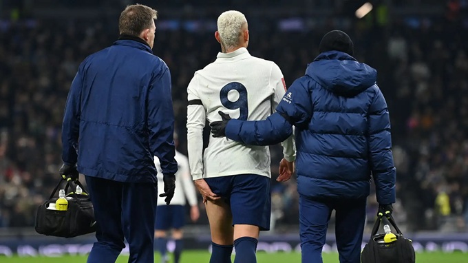 Richarlison phải nghỉ thi đấu dài hạn