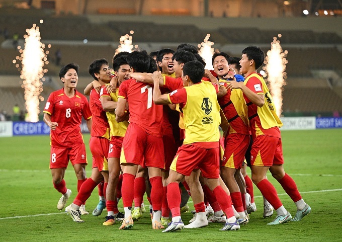 Niềm vui của U23 Việt Nam khi giành vé vào bán kết U23 châu Á 2026. Ảnh: Trí Công 