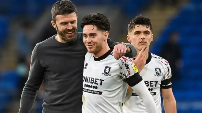 Hackney được MU theo sát