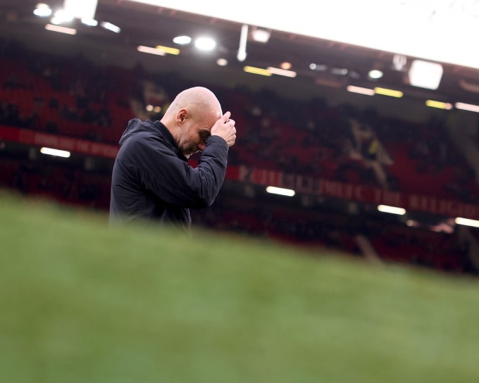 Pep thực sự đã sụp đổ ở Old Trafford