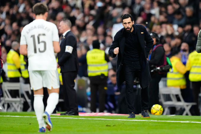 Alvaro Arbeloa đươc chỉ định dẫn dắt Real Madrid thay thế ông Xabi Alonso