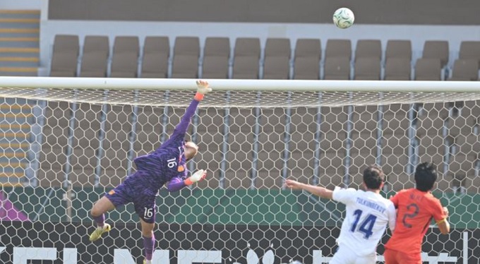 Lối chơi của U23 Trung Quốc đang dựa nhiều vào hàng thủ và tài năng của thủ thành Li Hao