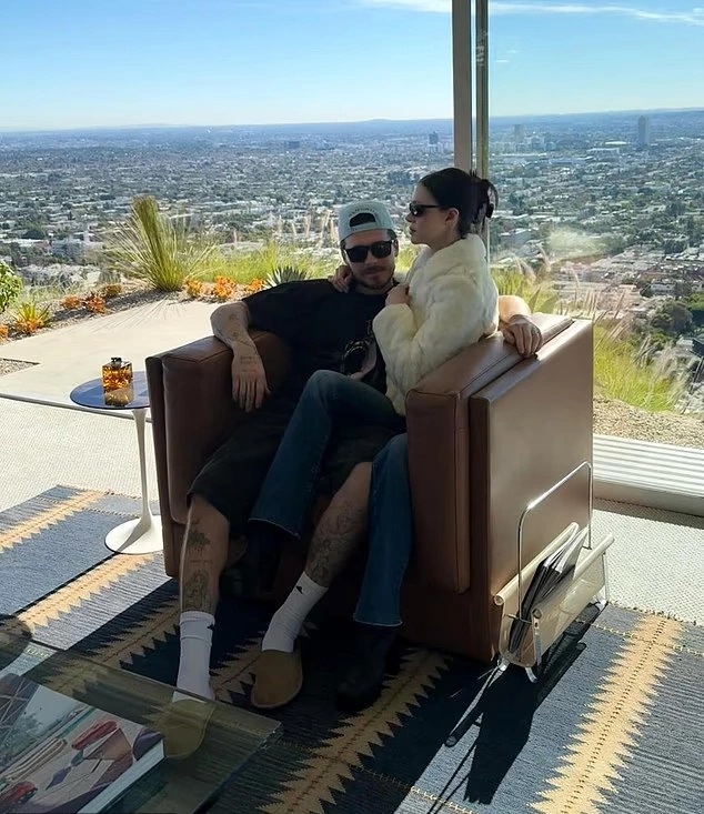 Brooklyn yêu thương và ủng hộ vợ