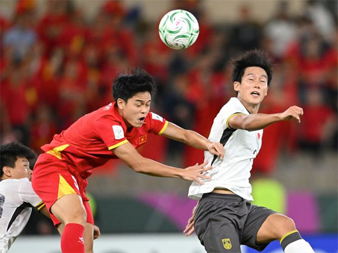 Cầu thủ U23 Trung Quốc có nền tảng thể lực tốt hơn U23 Việt Nam 